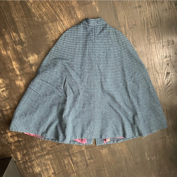 SOLD: Vintage 60’s HARRIS TWEED Scotland Wool Cape Jacket Mod Plaid Tartan Blue - Picture 2 of 3